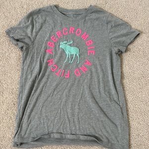grey abercrombie top